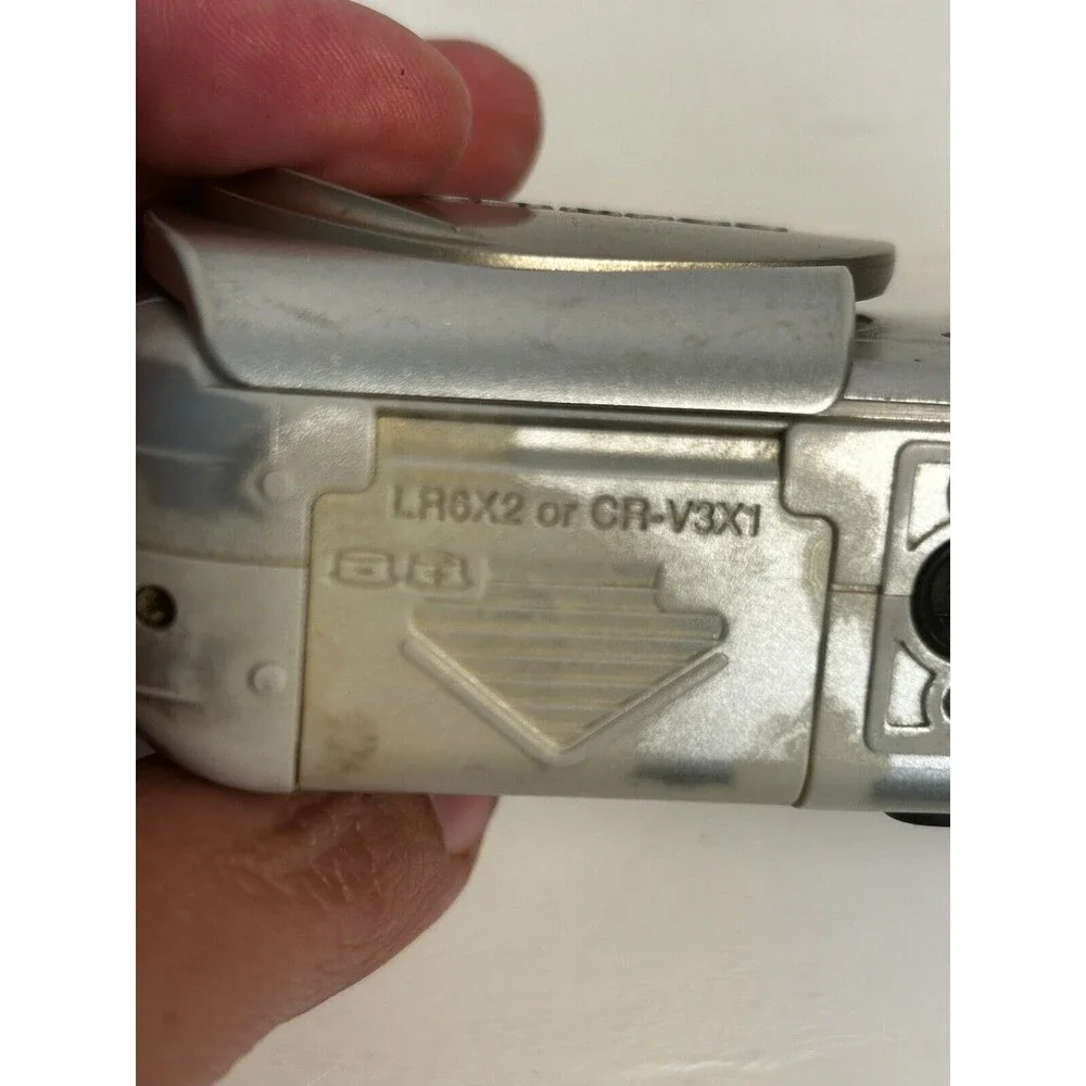 Olympus CAMEDIA D-395 3.2MP Digital Camera - Silver